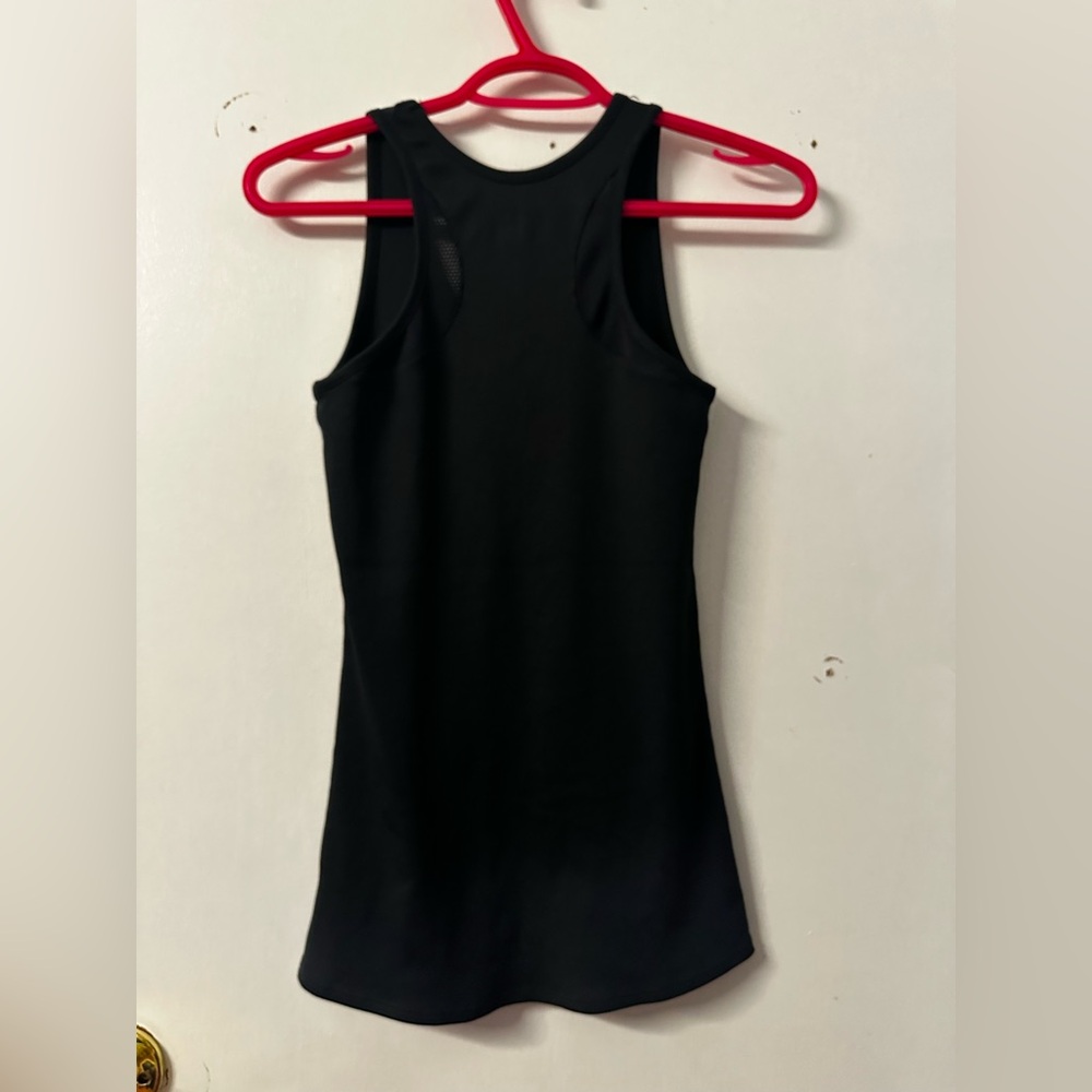 Under Amour Tank - Picture 4 of 4